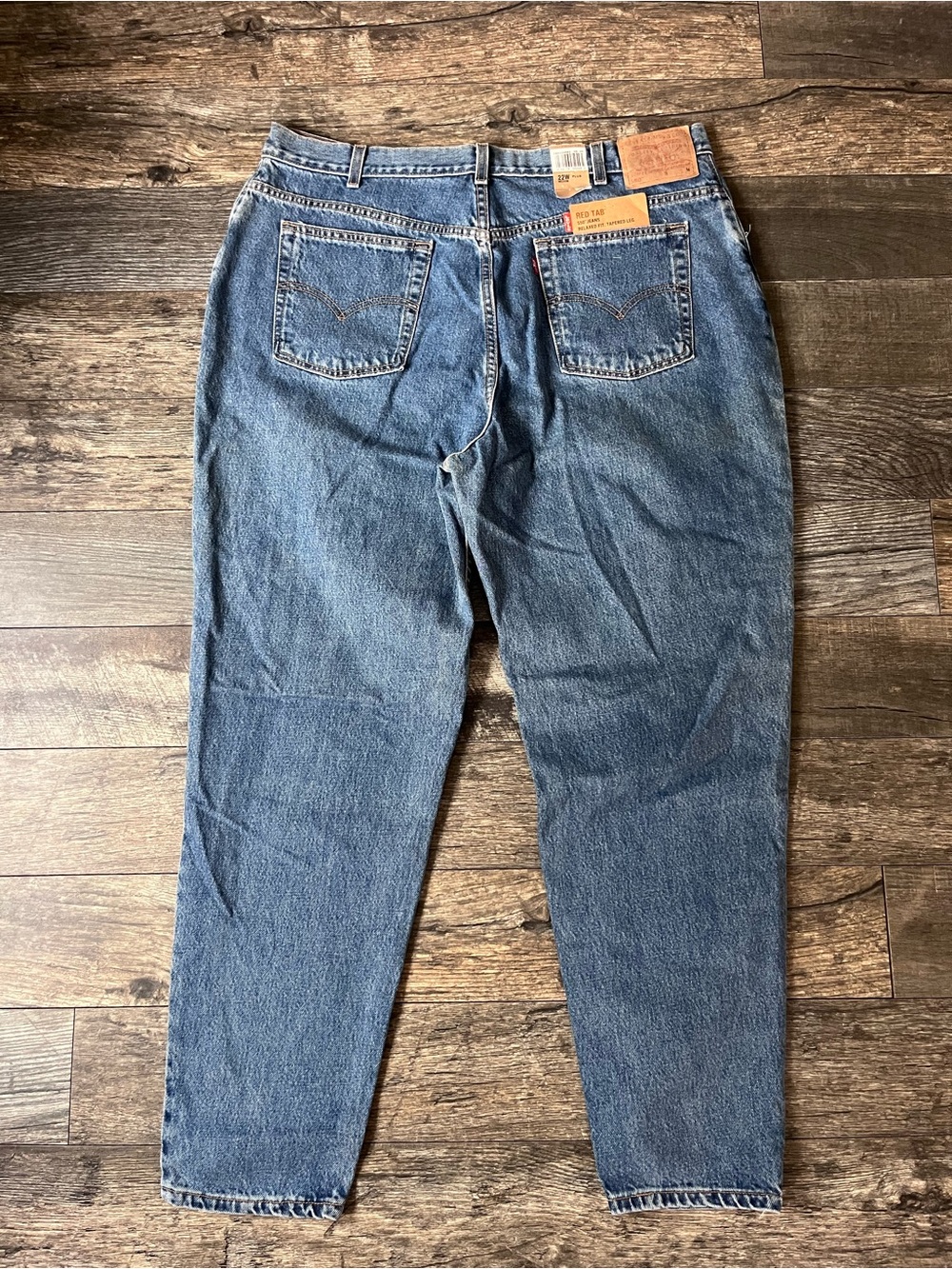 NWT Vintage Levi's 550 Relaxed Tapered High Rise Jeans 22W Plus
